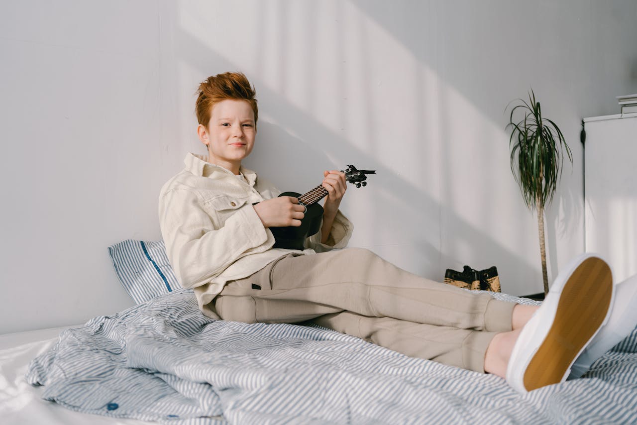 Kodėl ukulelė geriausias pirmasis instrumentas vaikams